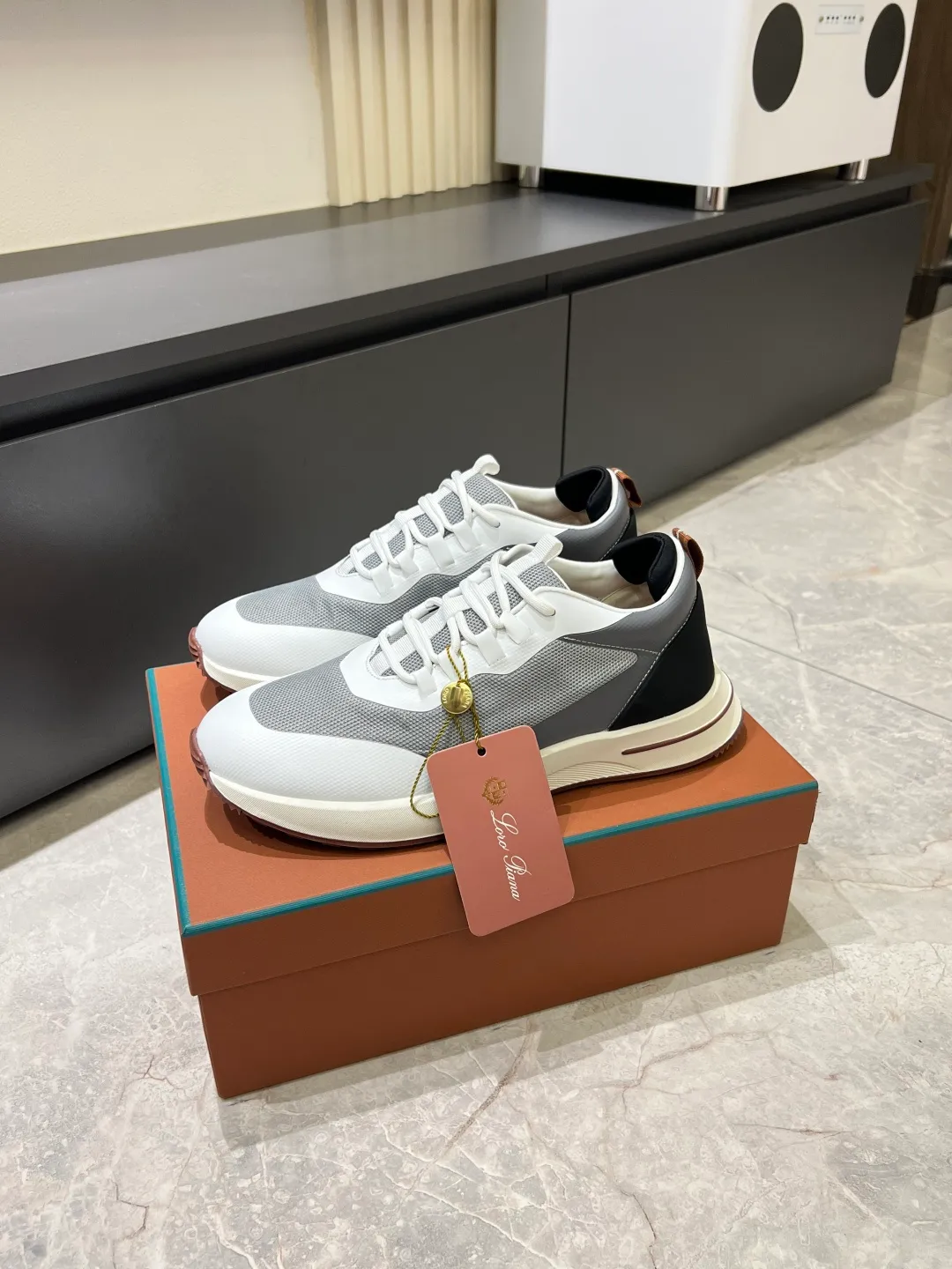 Men's men's shoes 💰p480 Loro men's shoes 💰piana niche classic jogging shoes, men's lace-up casual shoes and sneakers, high-quality lightweight and comfortable fabrics, suitable for outdoor leisure, the color scheme is young and energetic, and it looks great with sportswear or casual suits! Size: 38-44 (45 customized)